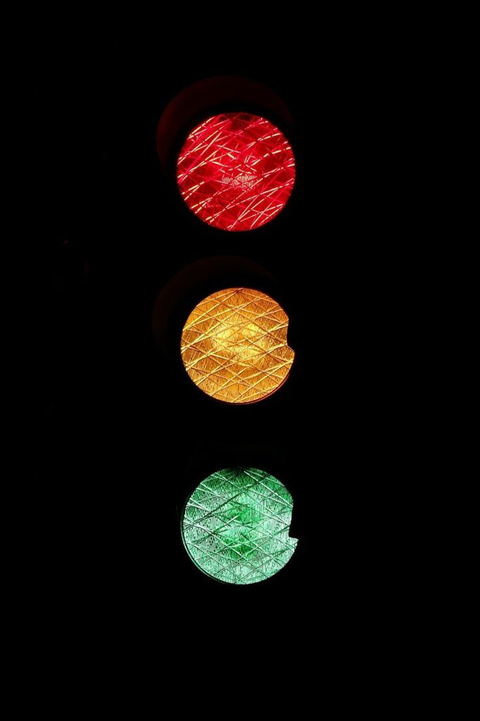Traffic light by Thomas B. is CC-BY (Pixabay)