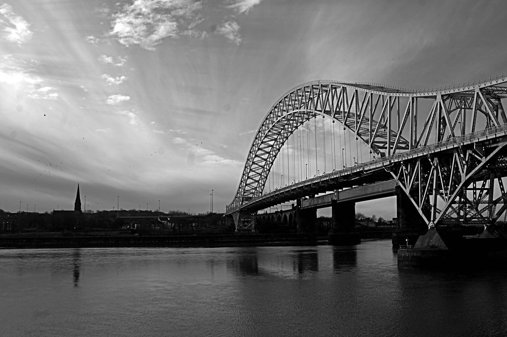 THE SIVER JUBILEE BRIDGE CHESHIRE by Terry Kearney